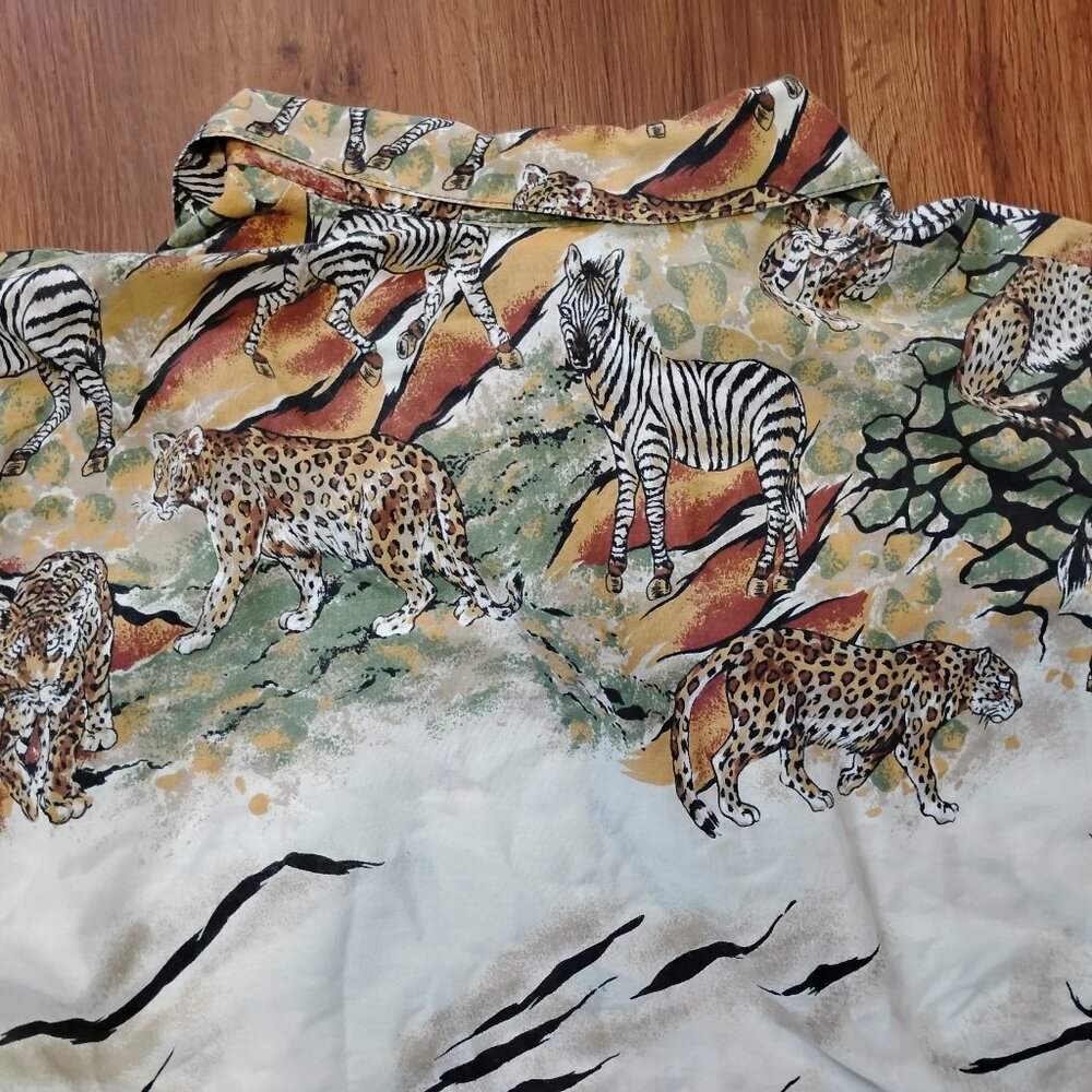 Vintage Caribou New York Safari Animals Zebra Lion Leopard Button Shirt - Picture 8 of 8
